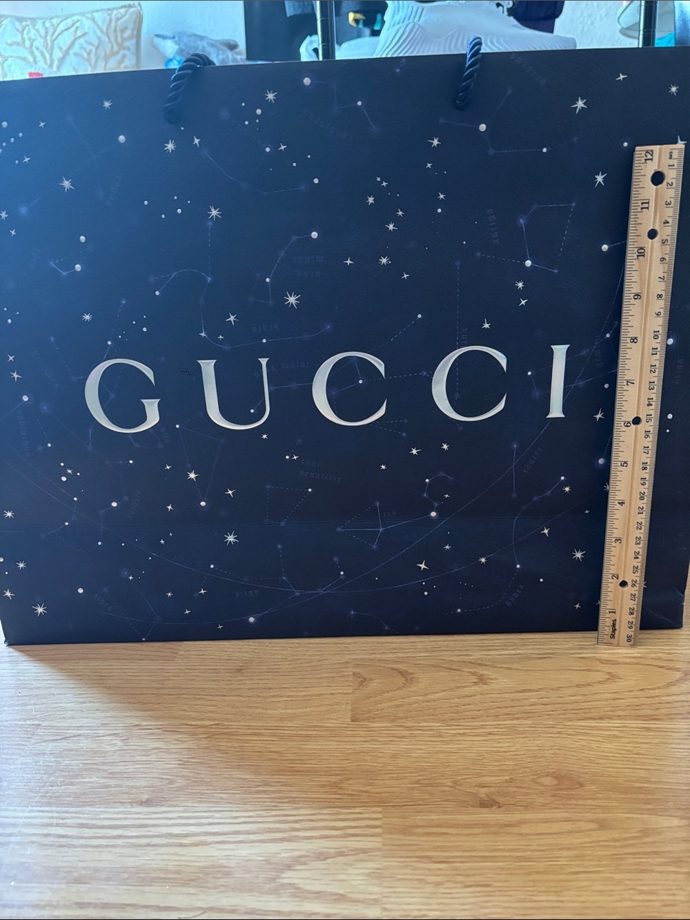 Limited edition Gucci Celestial constellation large shopping gift bag with rope - Picture 4 of 6